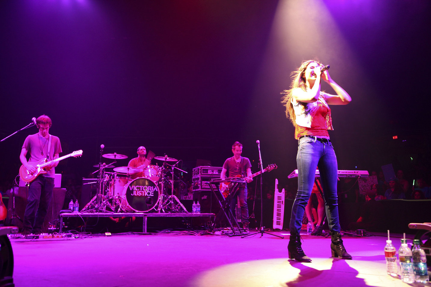 Victoria Justice video 2012 South Shore Music Circus 8/15/12 