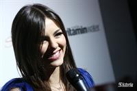 Victoria Justice Rolling Stone Lounge & Restaurant in LA 12/17/12 