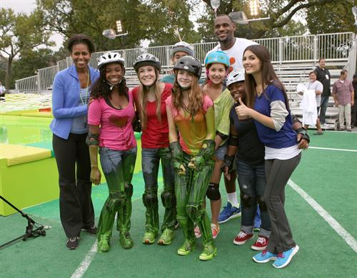 Victoria Justice Worldwide Day of Play event in Washington DC 9/24/11 