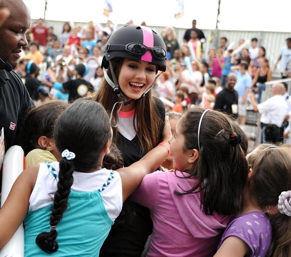 Victoria Justice Worldwide Day of Play event in Washington DC 9/24/11 