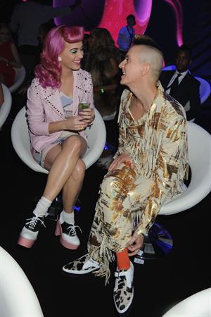 Katy Perry - 2011 MTV European Music Awards 11/6/11  