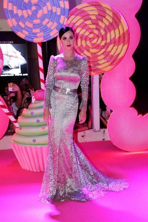 Katy Perry - Part of Me premiere in Rio de Janeiro 07/30/12
