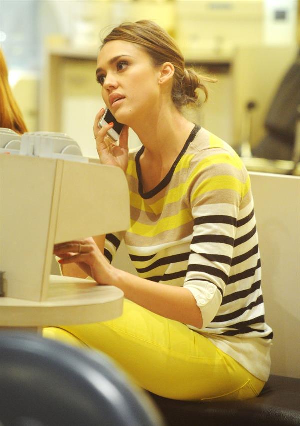 Jessica Alba at a beauty salon in New York February 14, 2012 
