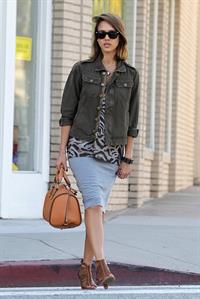 Jessica Alba at Bel Bambini in West Hollywood January 19, 2011 
