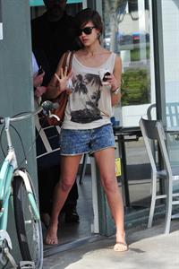 Jessica Alba leaving Caffe Luxxe in Brentwood on March 20, 2010 