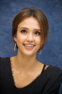 Jessica Alba Machete press conference portraits in Beverly Hills on August 27, 2010