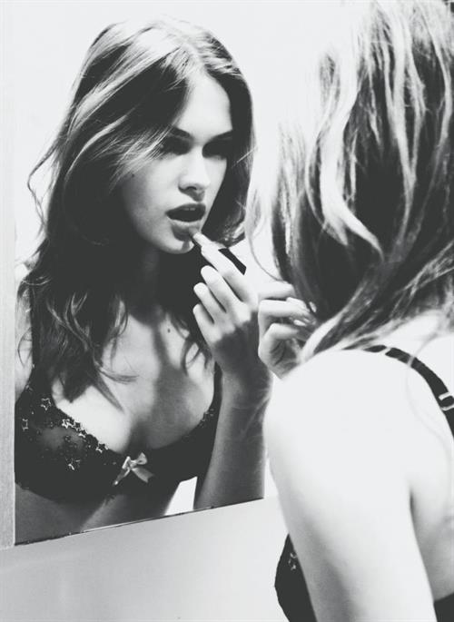 Lada Kravchenko in lingerie