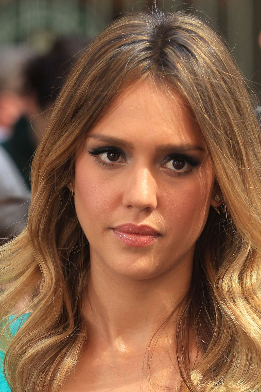 Jessica Alba -  On the set of Extra in New York September 12, 2012 