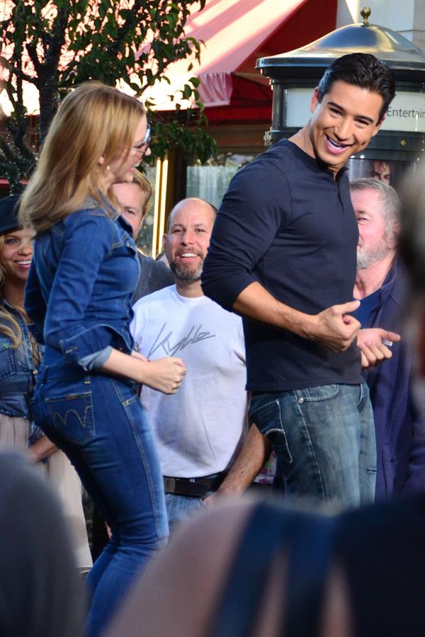 Kylie Minogue Visits 'Etra' at The Grove in L.A. (November 13, 2012) 