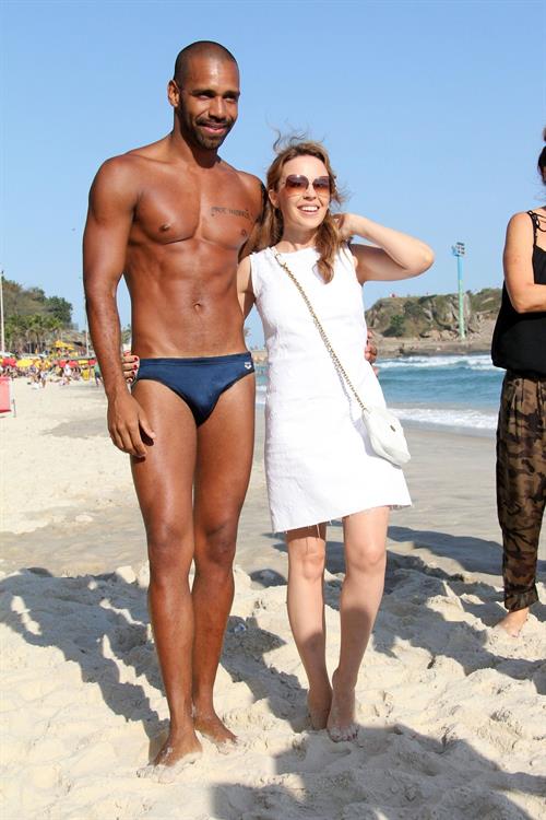 Kylie Minogue lunch at Aprazivel restaurant in Santa Tereza October 3, 2012 