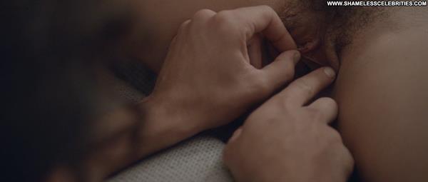 Charlotte Gainsbourg - pussy