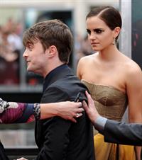 Emma Watson - Harry Potter and the Deathly Hallows Premiere in New York City, July 11, 2011
