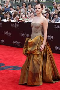 Emma Watson - Harry Potter and the Deathly Hallows Premiere in New York City, July 11, 2011