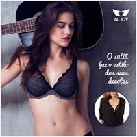 Rebeca Campelo in lingerie