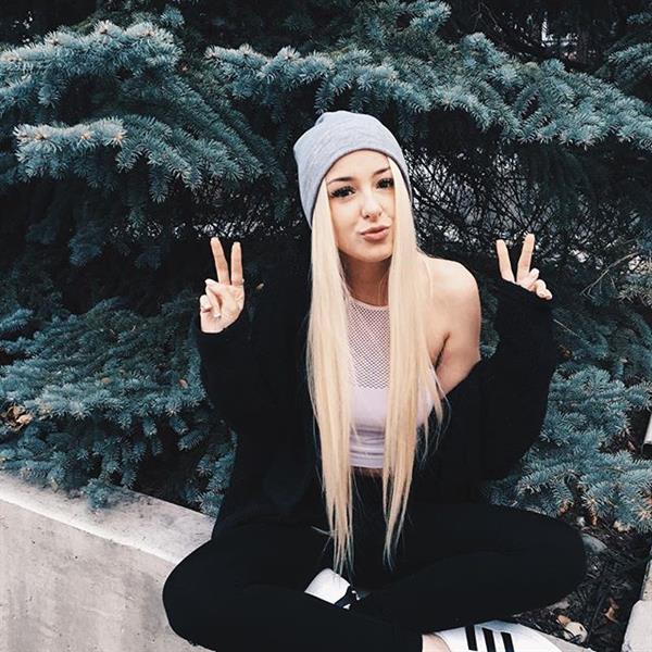 Tana Mongeau