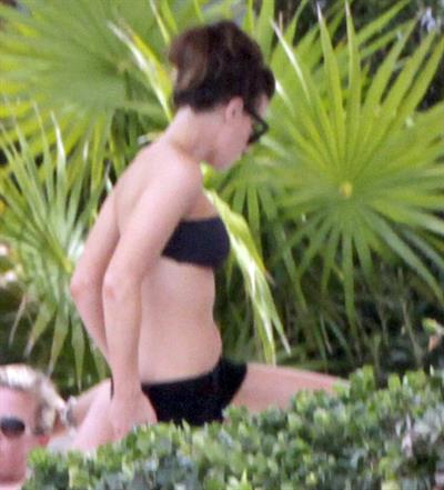 Kate Beckinsale in bikini as she fits in some sunbathing on family holiday in Mexico March 28-2013 