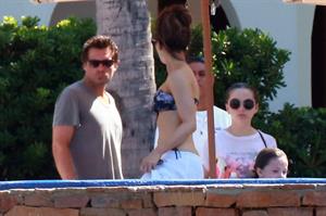 Kate Beckinsale wearing a bikini on vacation in Mexico August 21, 2013