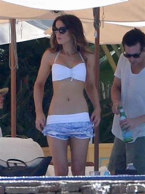 Kate Beckinsale wearing a bikini on vacation in Mexico August 22, 2013 