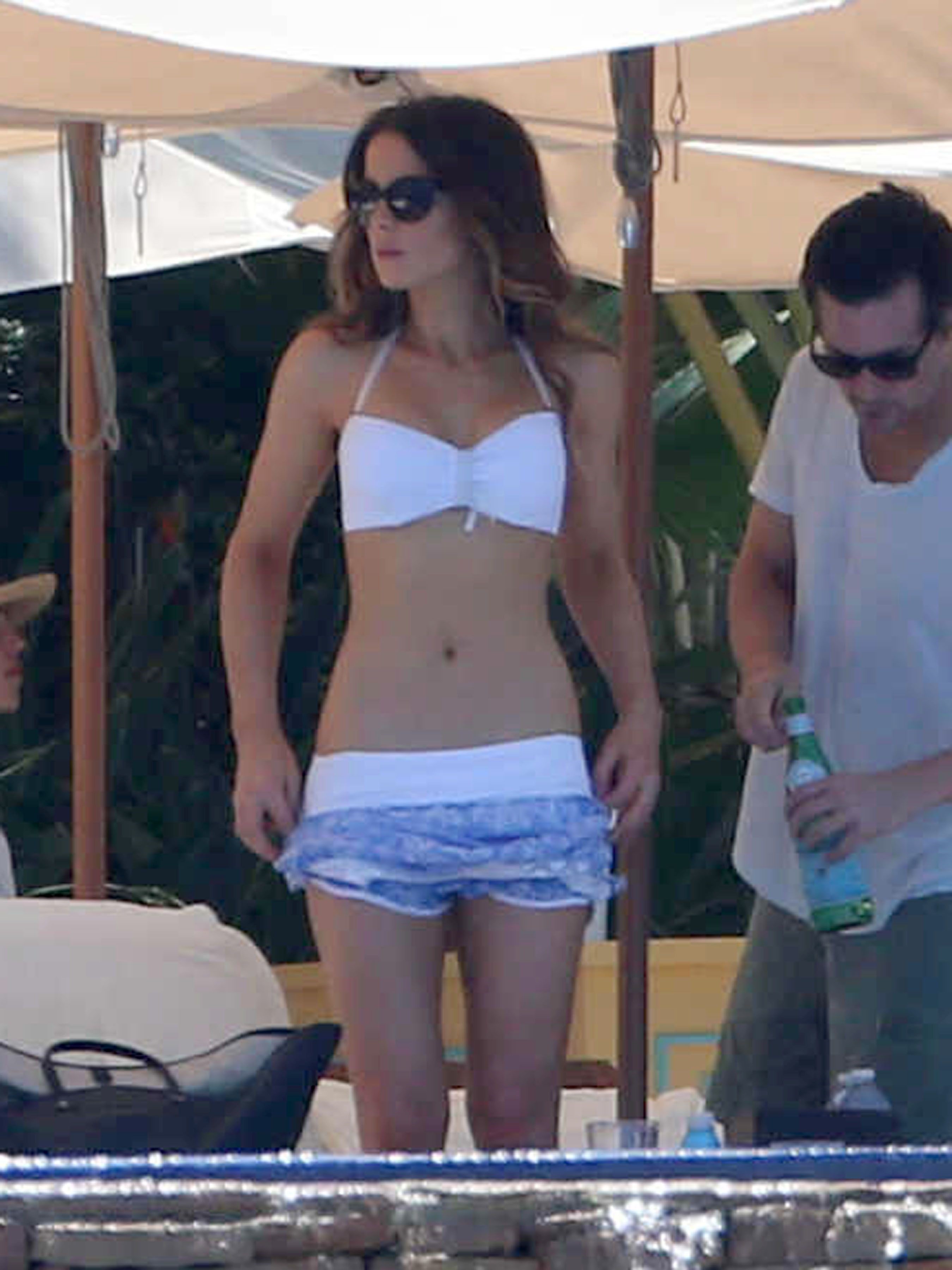 Kate Beckinsale wearing a bikini on vacation in Mexico August 22, 2013 