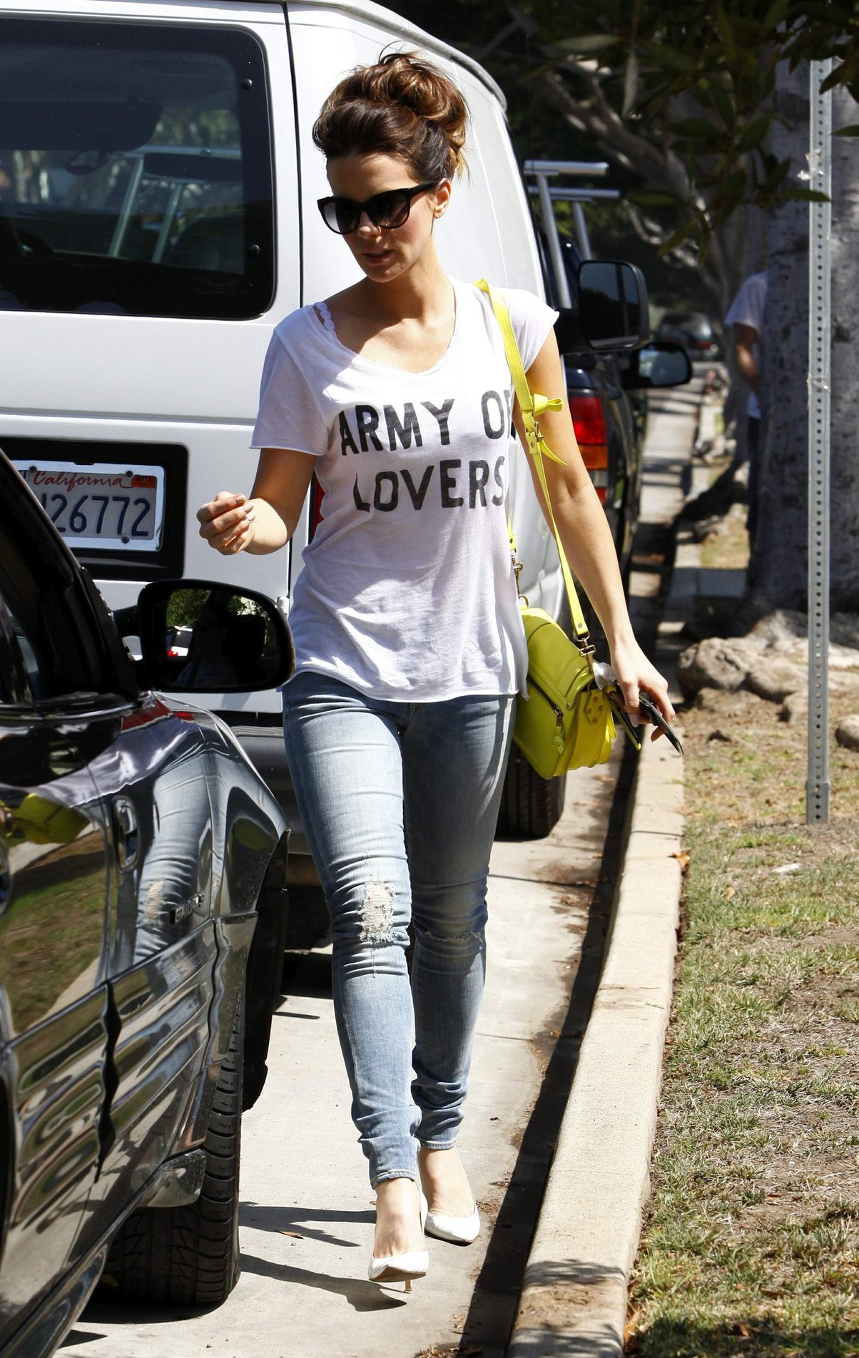 Kate Beckinsale Pictures Kate Beckinsale out and about - August 15, 2013