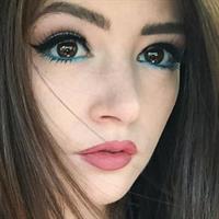Chrissy Costanza