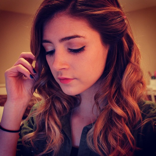 Chrissy Costanza