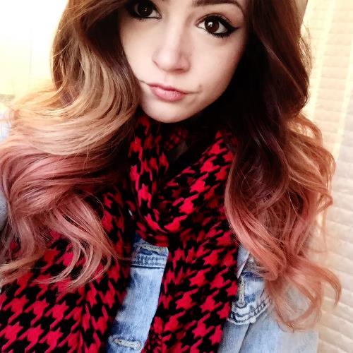 Chrissy Costanza