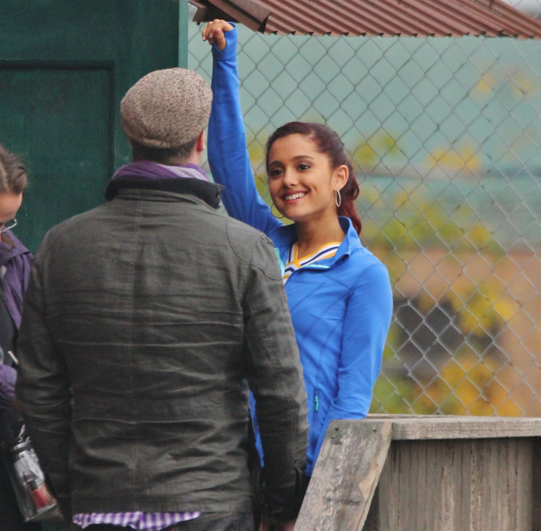 Ariana Grande Pictures Ariana Grande In Tights On Set Of Swindle In Vancouver 101 7398