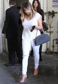 Kim Kardashian Out and about in Beverly Hills (November 14, 2013) 