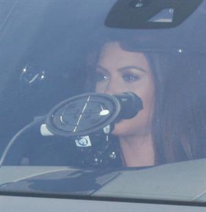 Kim Kardashian - Spotted inside a Rolls Royce in Los Angeles (31.05.2013) 