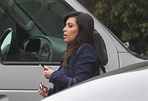 Kim Kardashian - Shops for lingerie at the the Curve Boutique in Los Angeles (05.02.2013) 