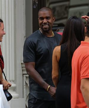 Kim Kardashian and Kanye West walk around SoHo in New York City 