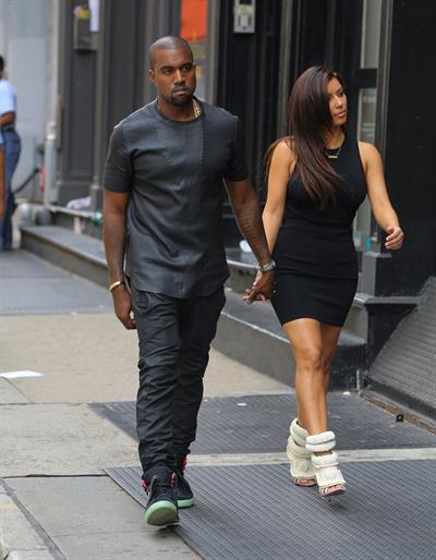 Kim Kardashian and Kanye West walk around SoHo in New York City 