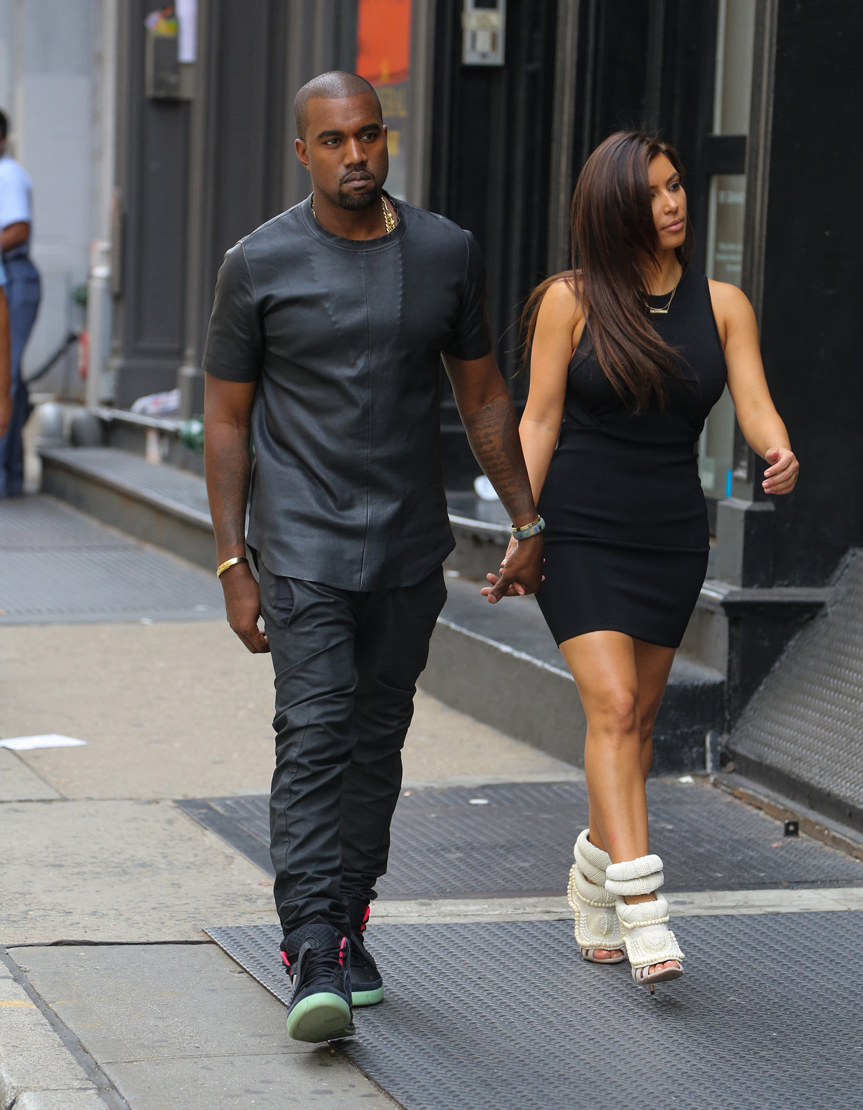 Kim Kardashian and Kanye West walk around SoHo in New York City 