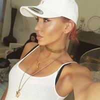 Imogen Anthony taking a selfie