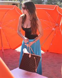Sofia Vergara - beach candids in Miami 1/2/13  