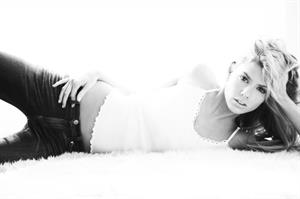 Charlotte McKinney Pictures for Gosee Mag by Antoine Verglas