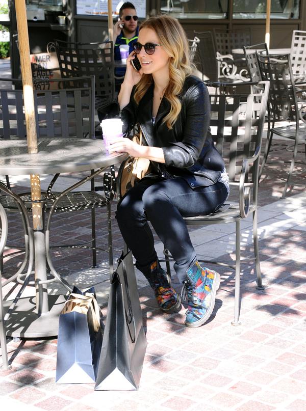 Kristen Bell out shopping at The Americana at Brand in Glendale 10/30/12