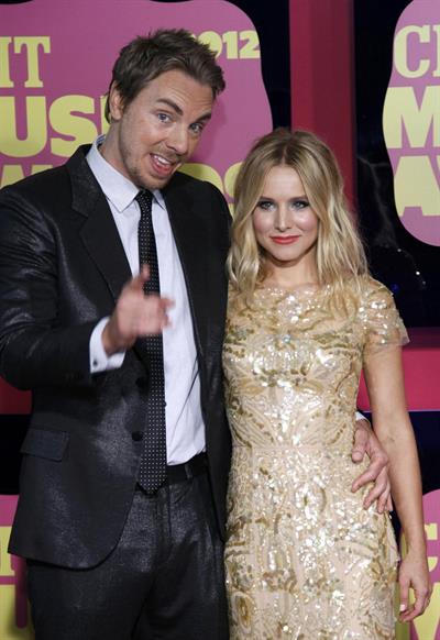 Kristen Bell - 2012 CMT Music Awards in Nashville (June 6, 2012) 