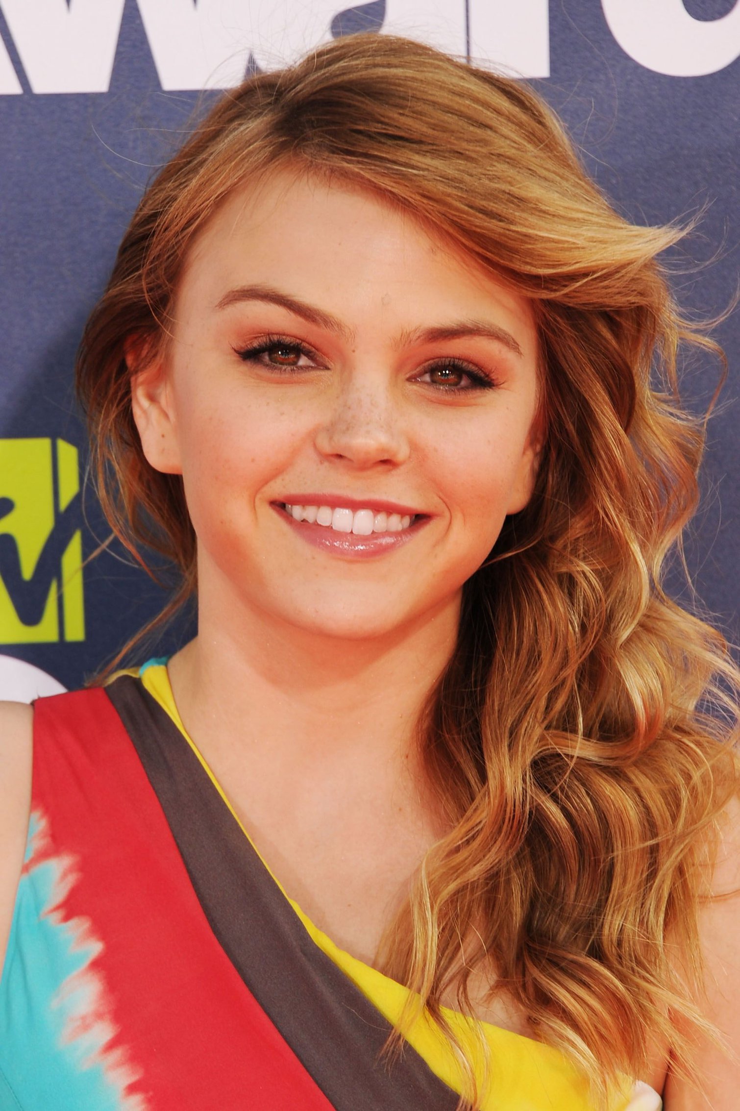 Aimee Teegarden 2011 MTV Movie Awards in Los Angeles on June 5, 2011