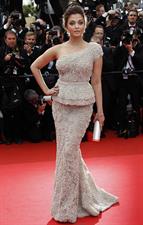 Aishwarya Rai opening ceremony of the 64th Cannes Film Festival on May 15, 2011 
