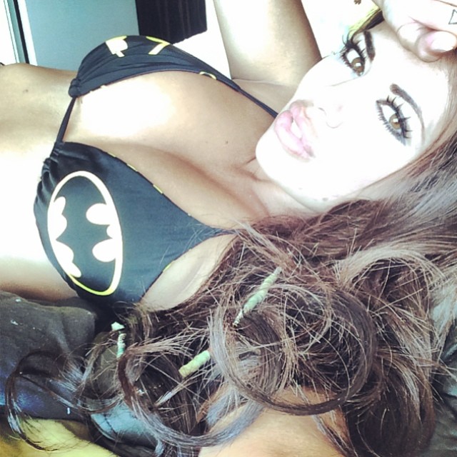 Italia Kash in a bikini taking a selfie