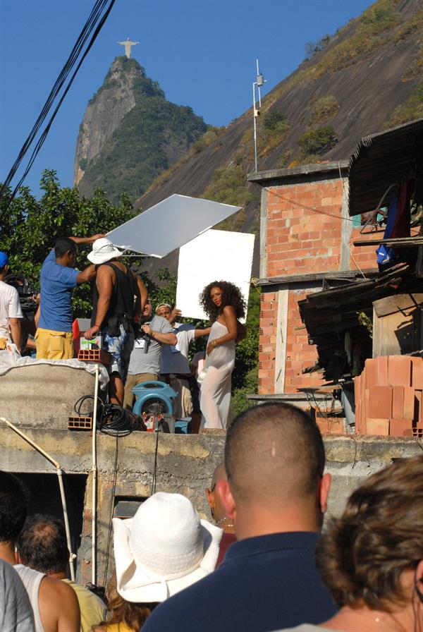 Alicia Keys filming her upcoming music video Put it in a Love Song in Rio de Janeiro on February 9, 2010 