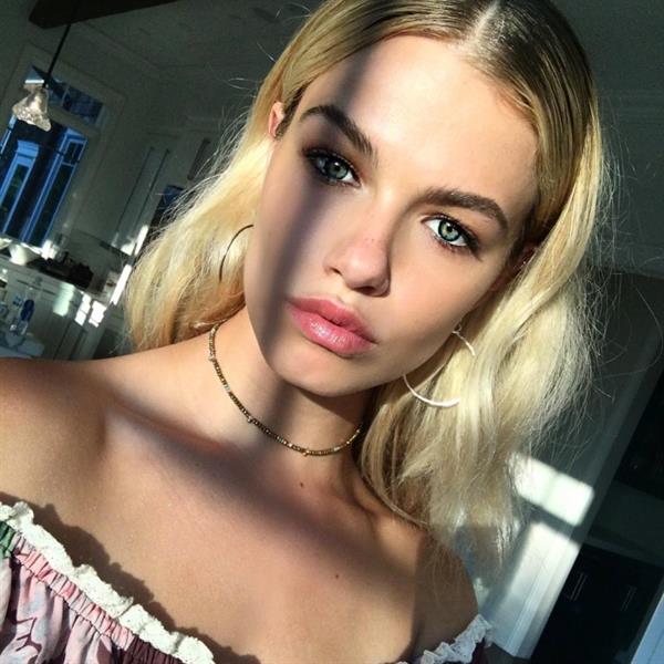 Hailey Clauson