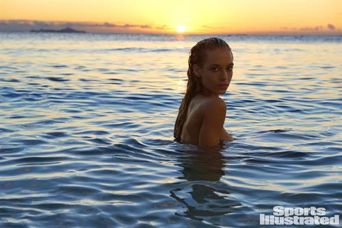 Hannah Ferguson for Sports Illustrated Swimsuit Edition 2017