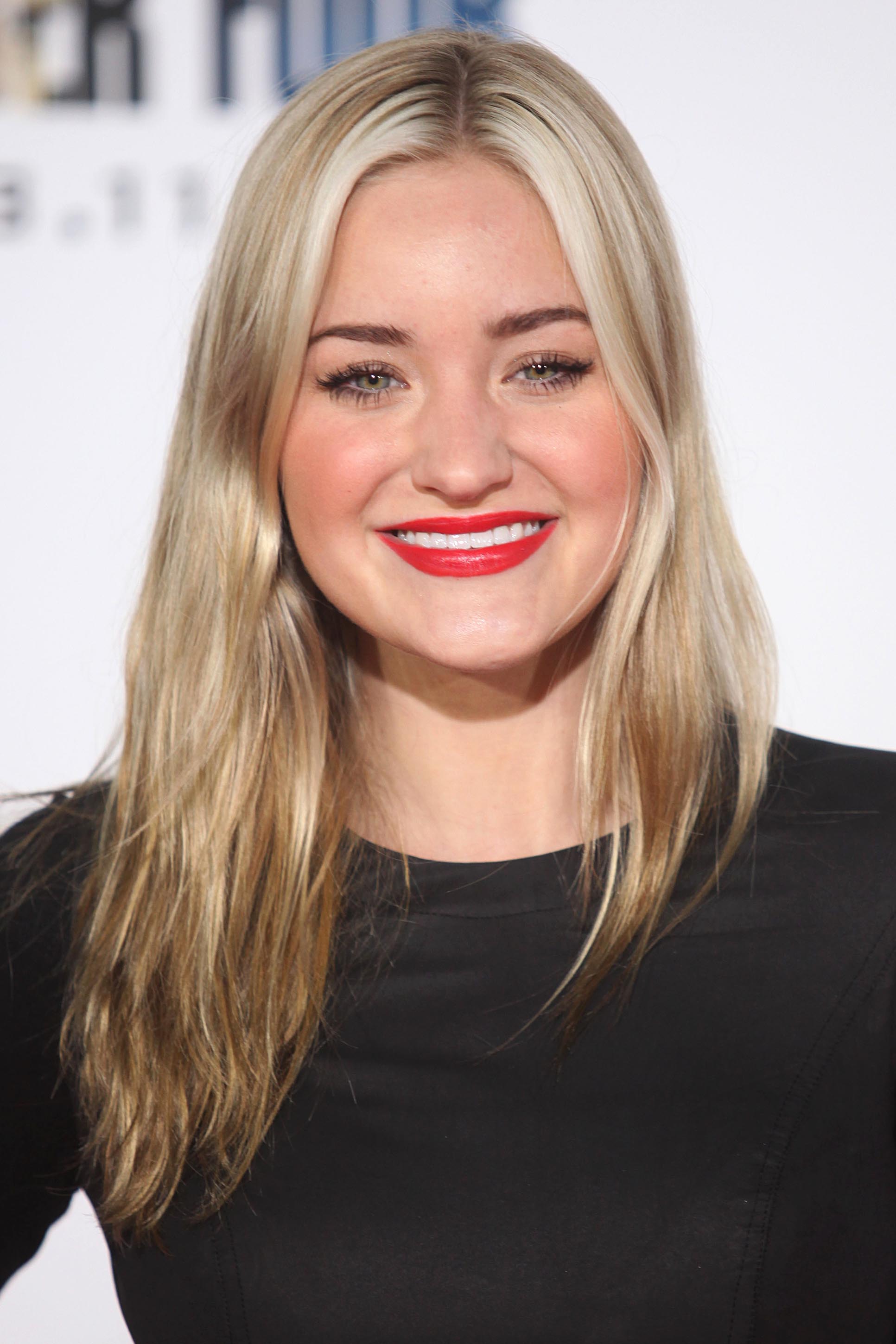 Amanda Michalka at Los Angeles premiere of I am Number Four on February 9, 2011