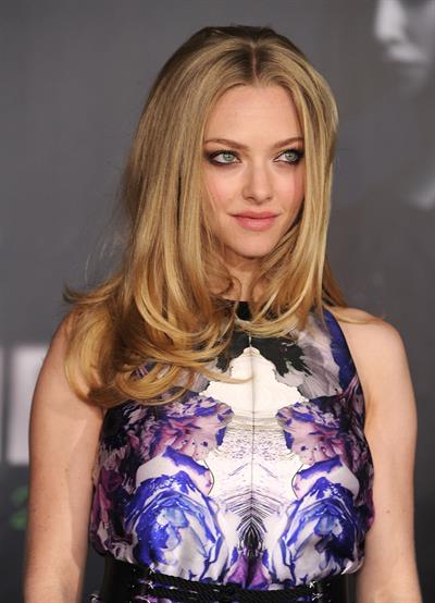 Amanda Seyfried In Time premiere in Los Angeles on October 20, 2011 