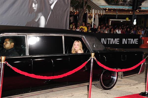 Amanda Seyfried In Time premiere in Los Angeles on October 20, 2011 