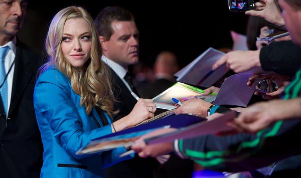 Amanda Seyfried In Time UK premiere in London on October 31, 2011