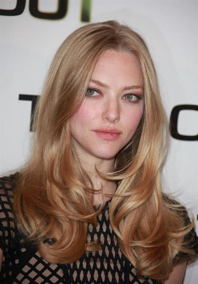 Amanda Seyfried Time Out photocall at Bristol Hotel in Paris on November 4, 2011 
